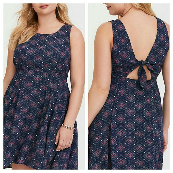 Torrid Dress Navy Medallion Tie-Back 2X - Picture 1 of 6
